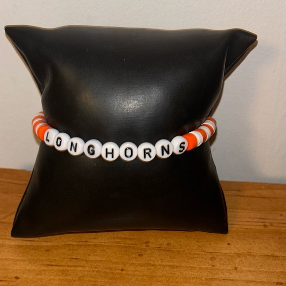 University of Texas at Austin (Longhorns) Heishi Bracelet - Picture 2 of 6